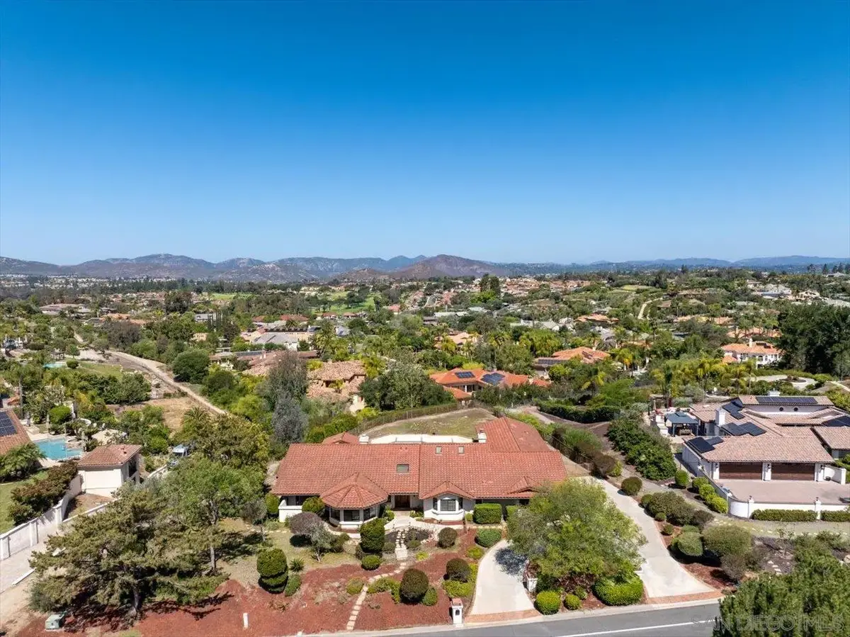 17648 Valle Verde Rd, Poway, CA 92064 - #1