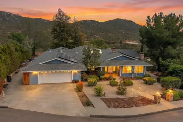 24563 Del Amo Rd, Ramona, CA 92065