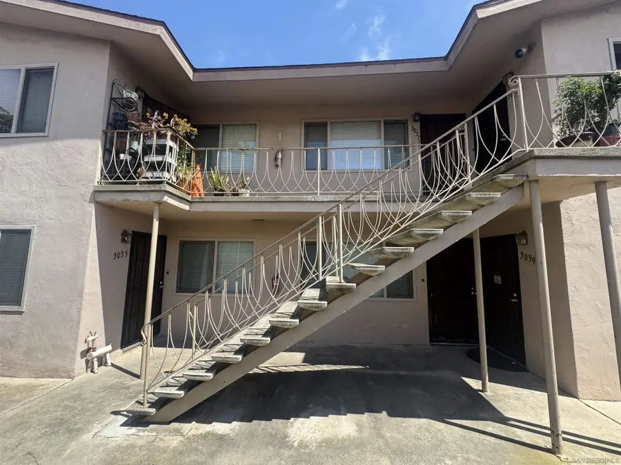 3035-39 Macaulay, San Diego, CA 92106 - #3