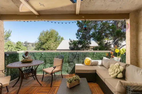 8524 Via Mallorca #C, La Jolla, CA 92037