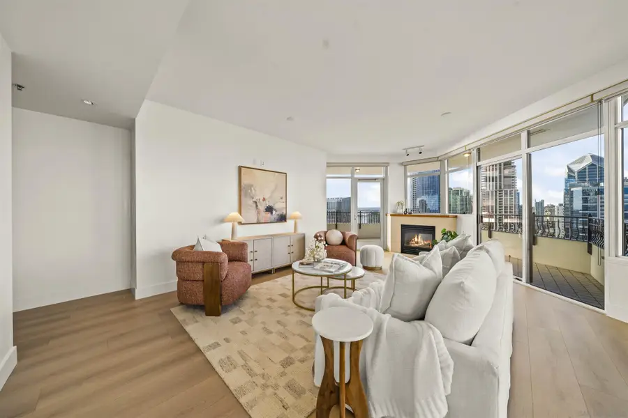 700 W Harbor #2501, San Diego, CA 92101 - #2