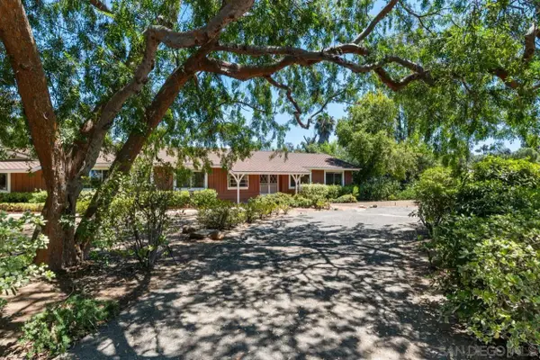 2004 Shire, El Cajon, CA 92019