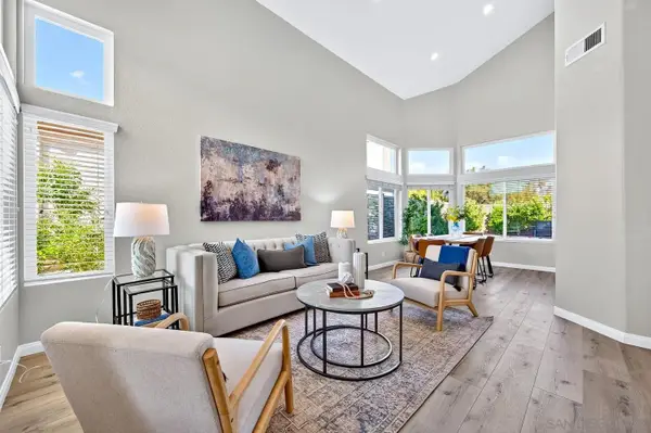3778 Via Las Villas, Oceanside, CA 92056