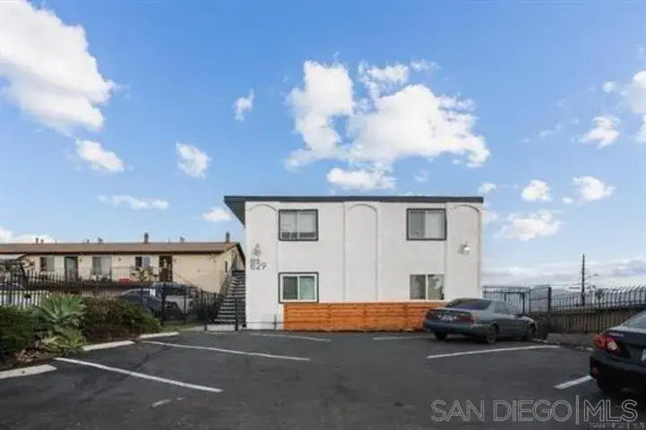 829 Grand Avenue, Spring Valley, CA 91977 - #2