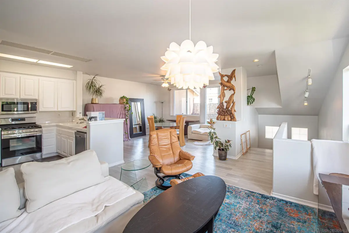 4175 Via Candidiz #21, San Diego, CA 92130 - #1