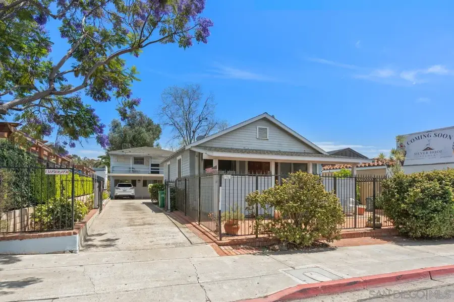3965-69 Twiggs St, San Diego, CA 92110 - #3