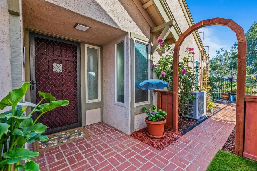 906 Sendero Ave, Escondido, CA 92026 - #2