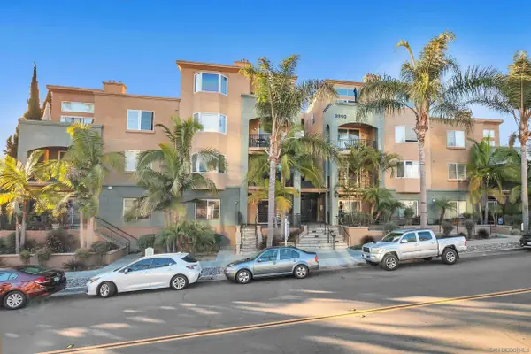 3990 Centre St #209, San Diego, CA 92103