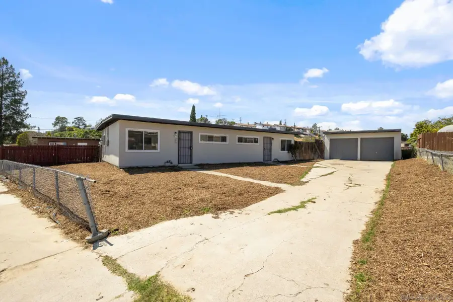 8114-16 Helm St., San Diego, CA 92114 - #3