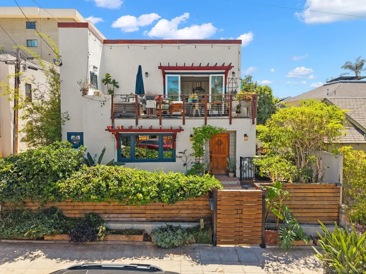 125 -127 W Brookes, San Diego, CA 92103 - #1