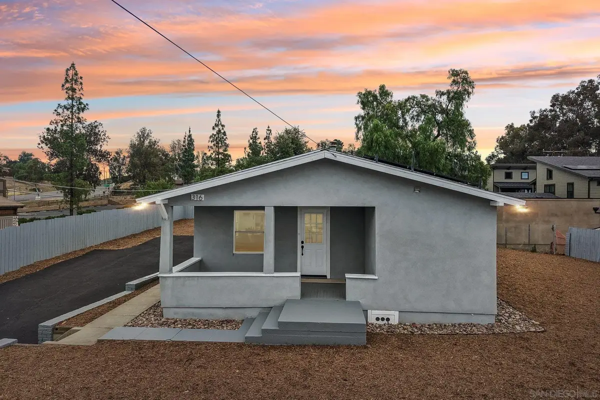 316 4th, Ramona, CA 92065 - #1