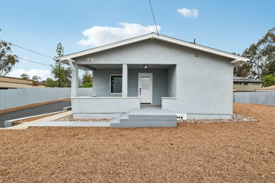 316 4th, Ramona, CA 92065 - #3