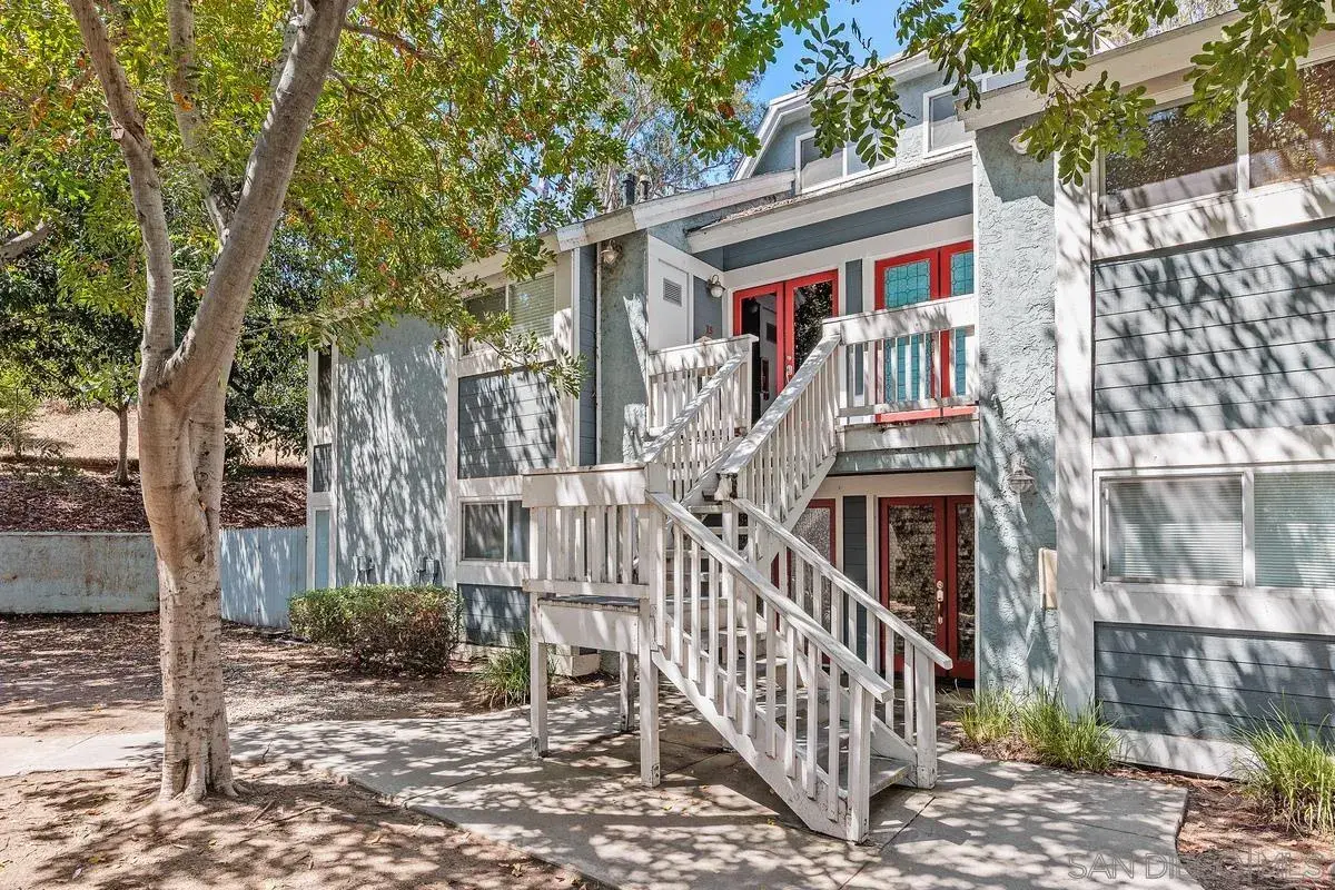 1564 Tanglewood Ln #15, Escondido, CA 92029 - #1
