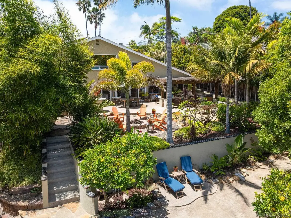 1858 Laurel Rd, Oceanside, CA 92054 - #1