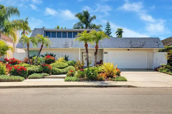 15969 Via De Las Palmas, Rancho Santa Fe, CA 92091