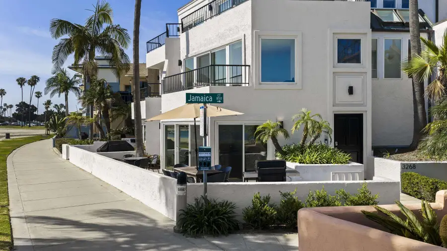 3268 Bayside Walk, San Diego, CA 92109 - #3
