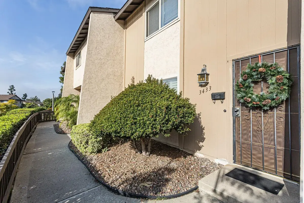 3433 Fairlomas, National City, CA 91950 - #1