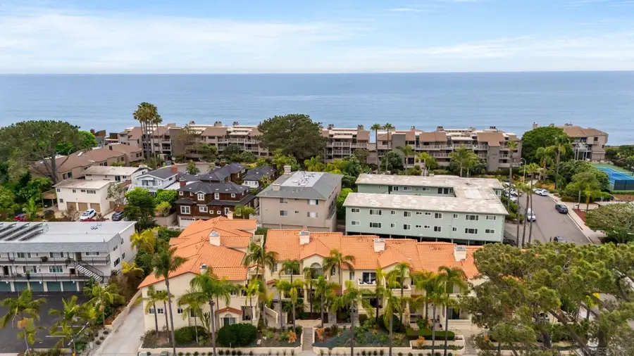 243 S Sierra Ave, Solana Beach, CA 92075 - #2