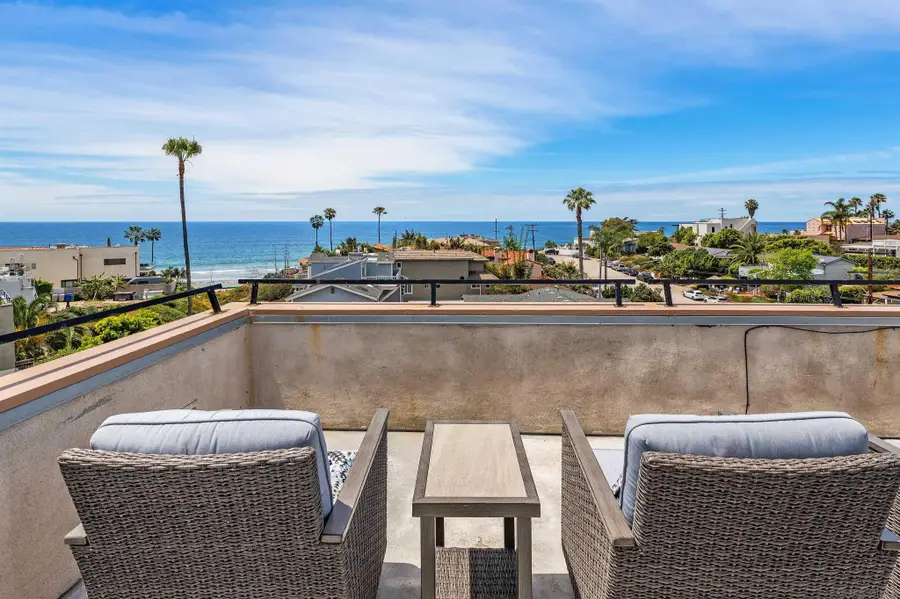 4980-82 Crystal Dr, San Diego, CA 92109 - #2