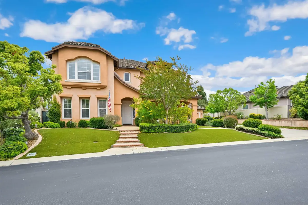 2116 Kirkcaldy, Fallbrook, CA 92028 - #1