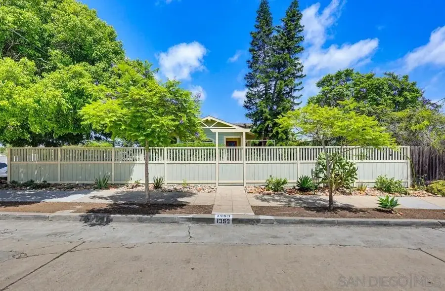 1353 Edgemont, San Diego, CA 92102 - #2