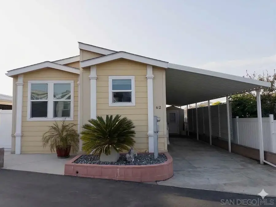 62 Hummingbird Ln., Oceanside, CA 92057 - #2