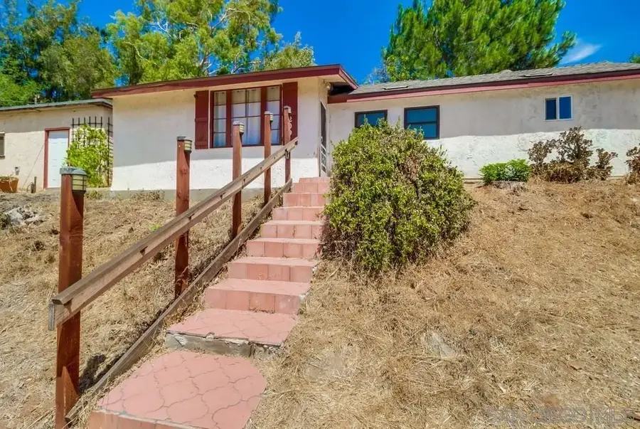 209 Frances Dr, El Cajon, CA 92019 - #2