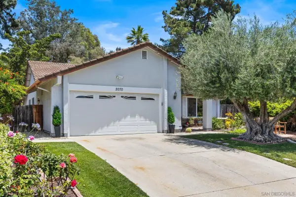 2070 Fuerte Lane, Escondido, CA 92026