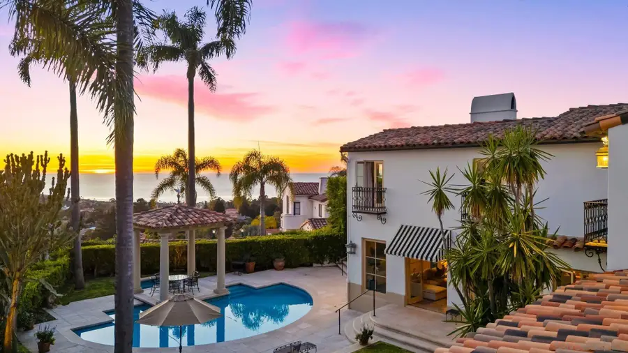 6692 La Jolla Scenic Dr S, La Jolla, CA 92037 - #3