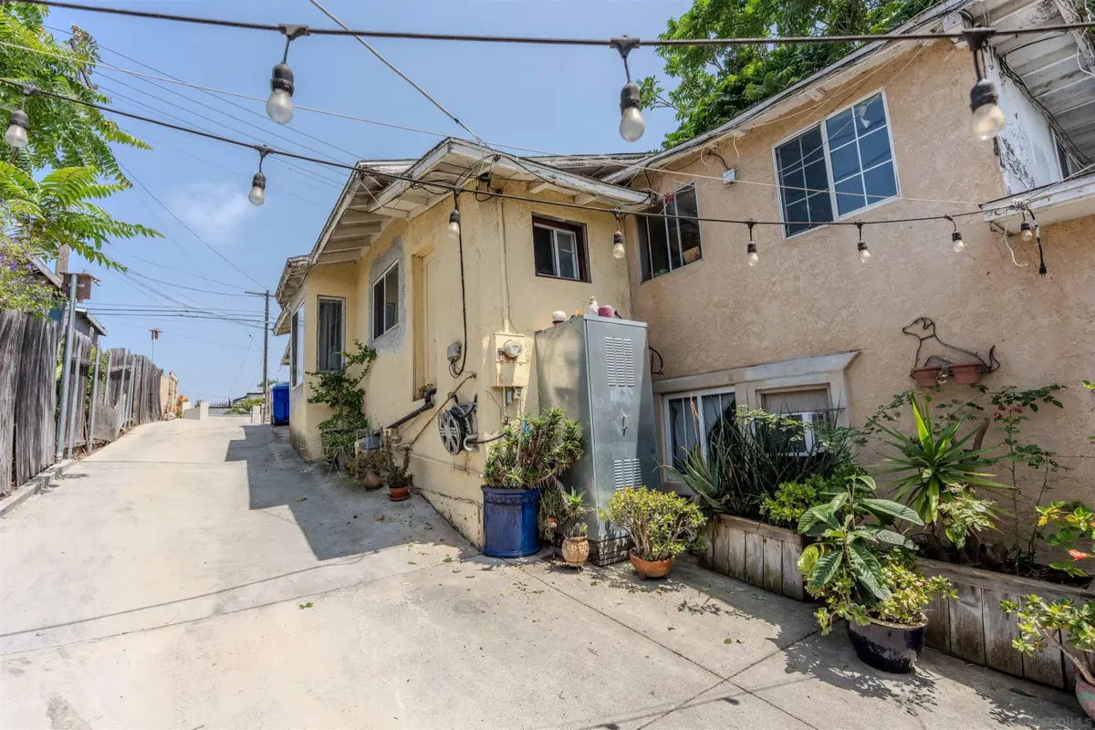 290 35th St, San Diego, CA 92102 - #1