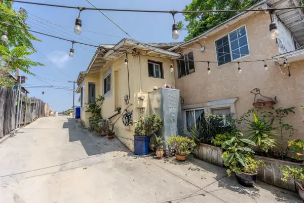 290 35th St, San Diego, CA 92102