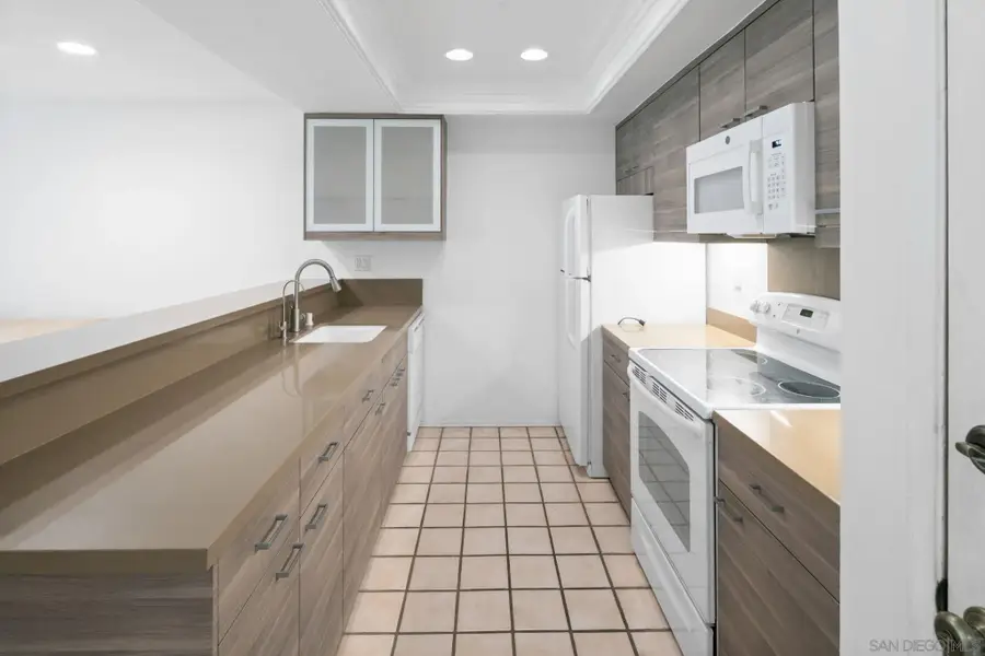 10737 San Diego Mission Rd #106, San Diego, CA 92108 - #2