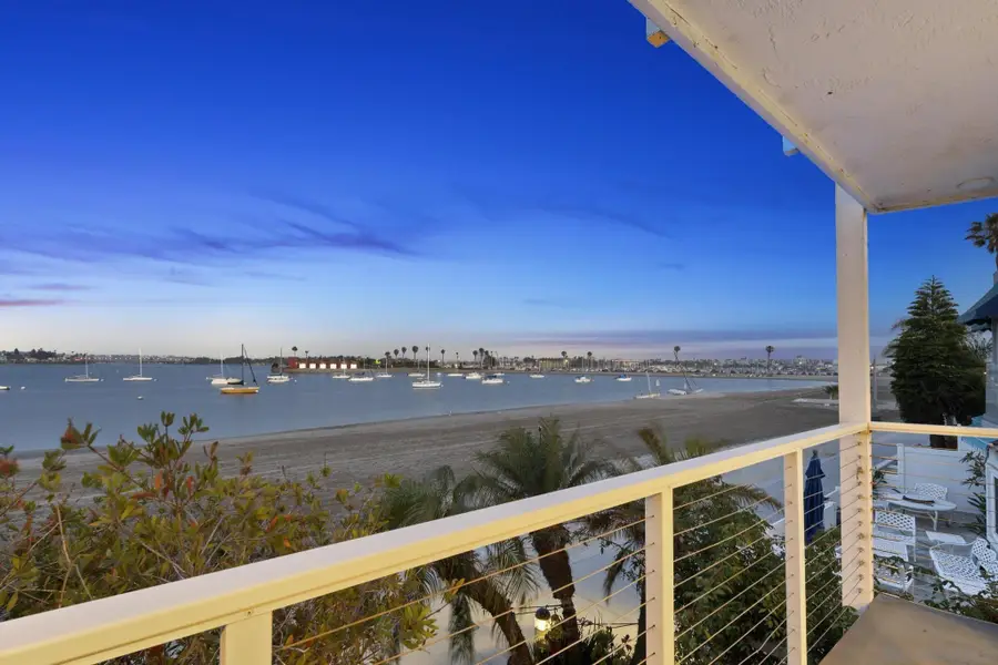 3630 Bayside Walk #B, San Diego, CA 92109 - #3