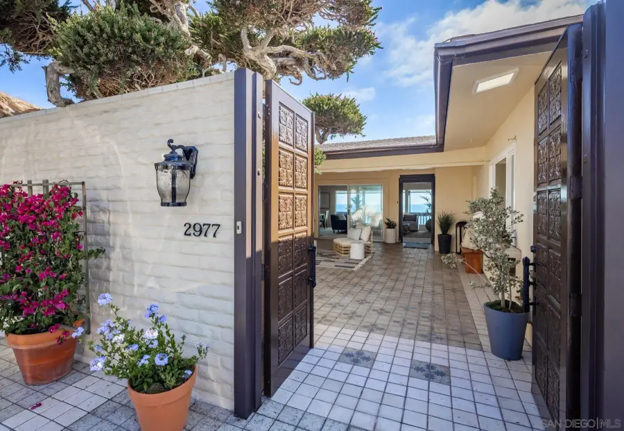 2977 Ocean Street, Carlsbad, CA 92008 - #2