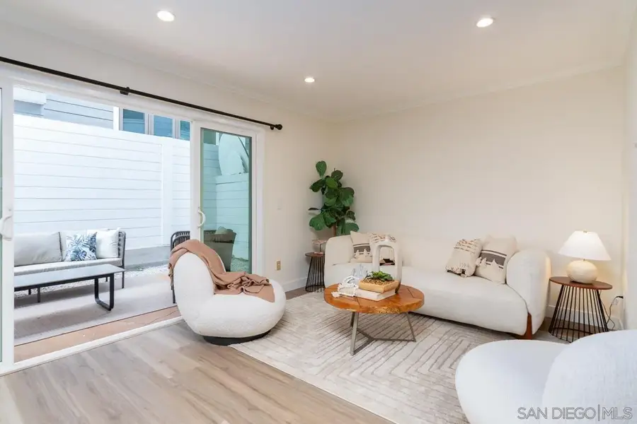 236 B, Coronado, CA 92118 - #3
