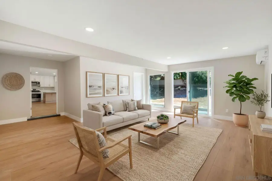 578 E. Indian Rock Rd, Vista, CA 92084 - #2