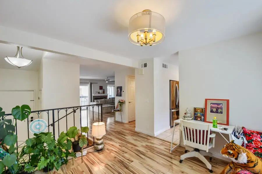 3348 Caminito Vasto, La Jolla, CA 92037 - #3