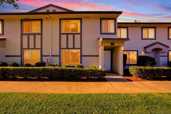 10320 Del Coronado Ln, Santee, CA 92071