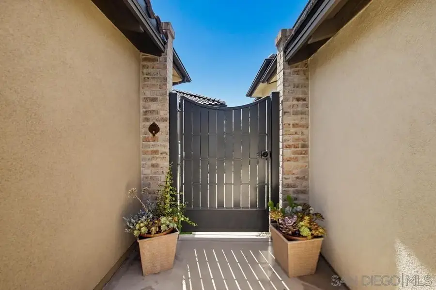 7944 Lusardi Creek Ln, San Diego, CA 92127 - #2