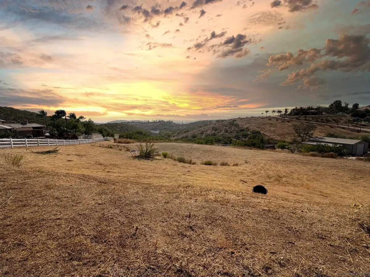 15530 Sleepy Creek Rd, El Cajon, CA 92021 - #1