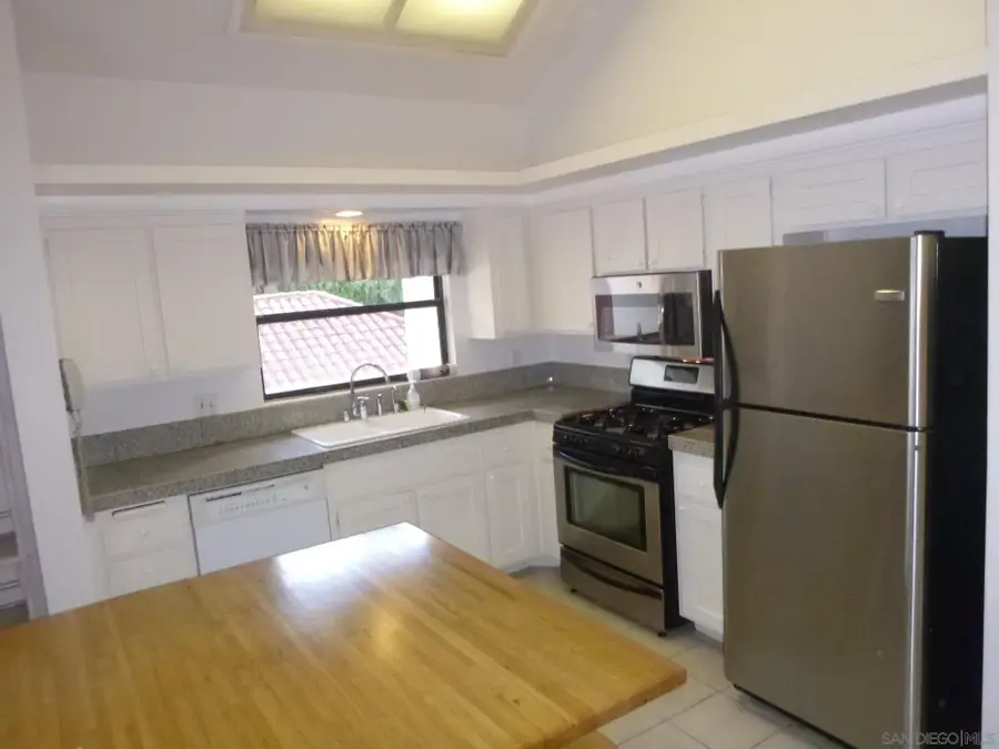16120 Avenida Venusto #20, San Diego, CA 92128 - #3