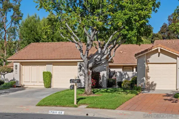 17811 Corte Huasco #69, San Diego, CA 92128