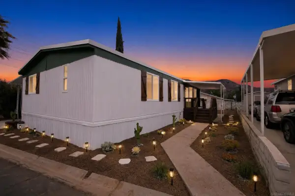 10880 Ca-67 #6, Lakeside, CA 92040