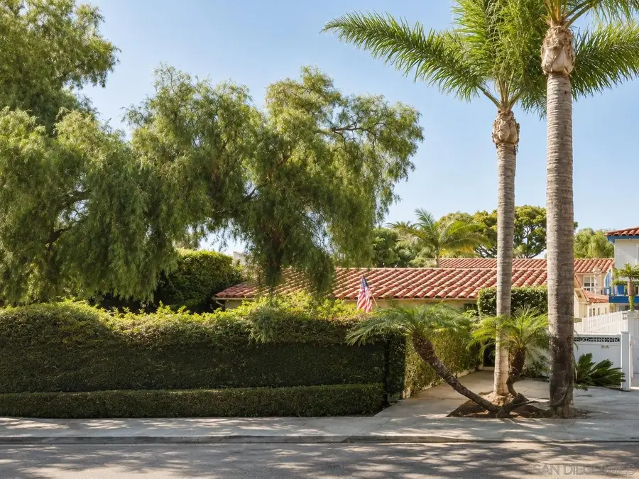 950-58 B, Coronado, CA 92118 - #2