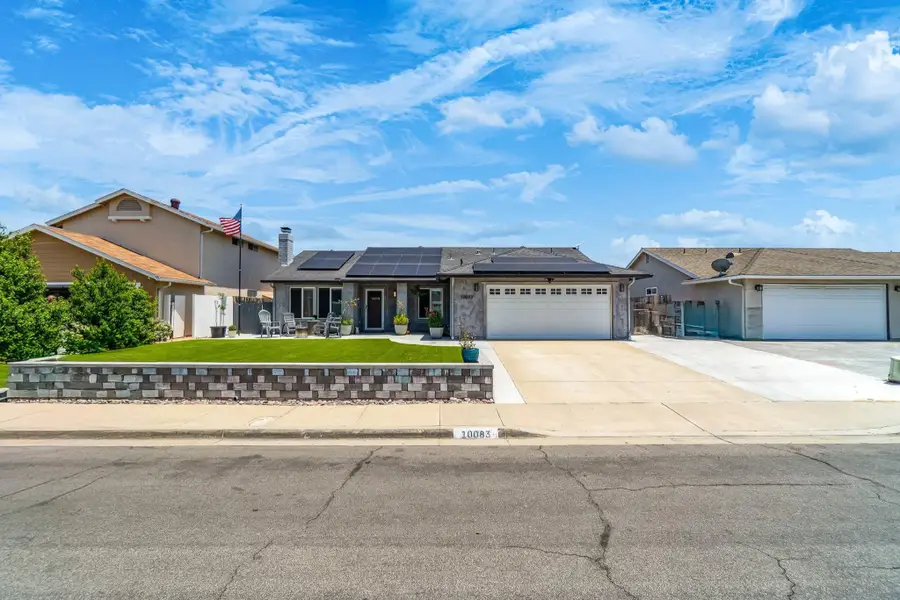 10083 W Glendon Cir, Santee, CA 92071 - #3