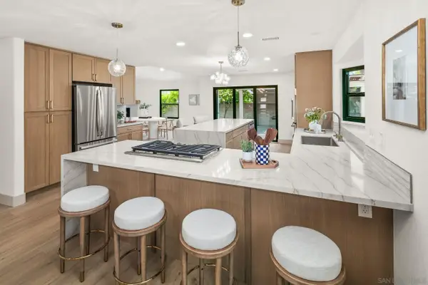 6622 Carthage St., San Diego, CA 92120