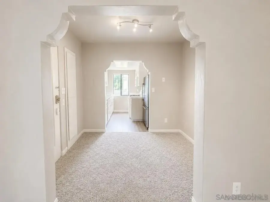 950-958 B Avenue, Coronado, CA 92118 - #3