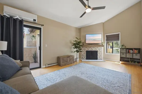13768 Ruette Le Parc #C, Del Mar, CA 92014