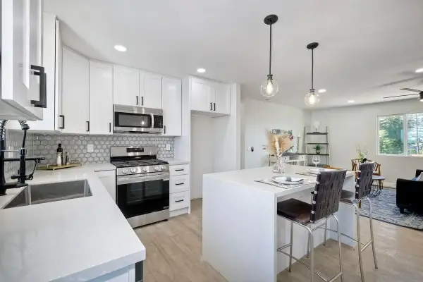 560 11th St, Imperial Beach, CA 91932