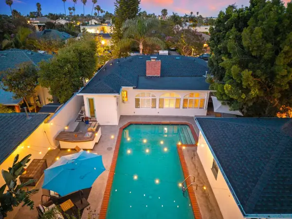 4528 49th, San Diego, CA 92115